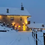 La Maison - Il Riparo Del Cervo Apartment *